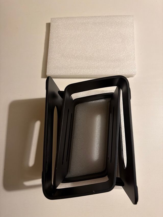 Soportes Altavoces Escritorio Aluminio. Stageek.