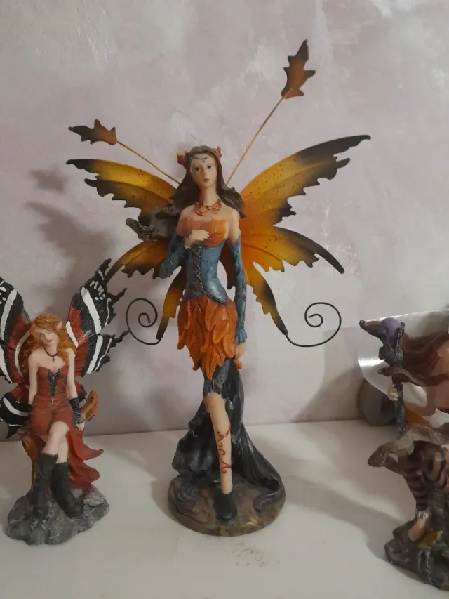 Figuras de resina de hadas