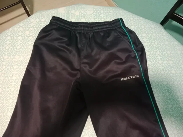 Uniforme chándal Niña María - Adoratrices