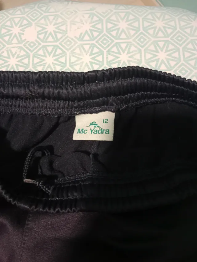 Uniforme chándal Niña María - Adoratrices