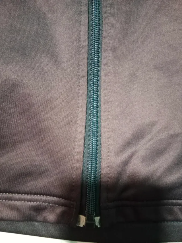 Uniforme chándal Niña María - Adoratrices