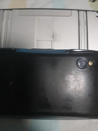 Sony Xperia Play - Telefono e Console di Gioco Danneggiati