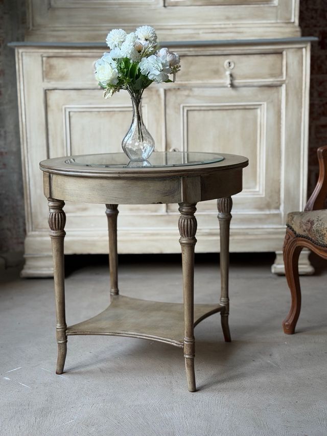 mesita auxiliar francesa