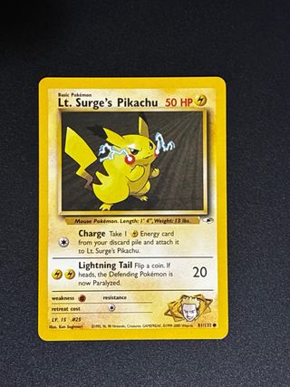 Carte Pokemon Pikachu e