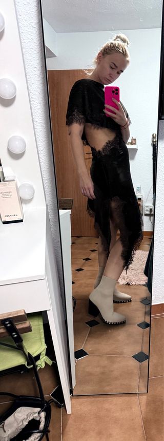 Botas cowboy beige con tachuelas