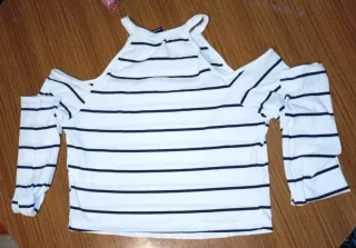 Blusa de hombros descubiertos con rayas