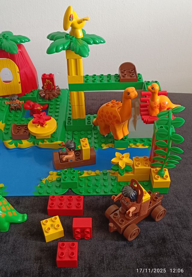LEGO DUPLO 2604 DINO WORLD AÑOS 90