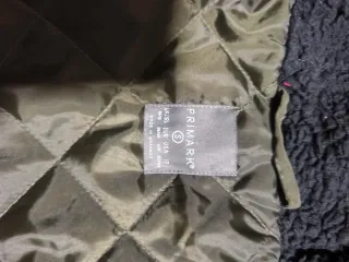 Parka verde militar con capucha