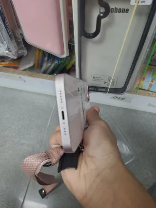 iPhone 13 128GB Rosa 93% Batería