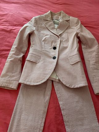 Traje Zara Raya Roja Blanco