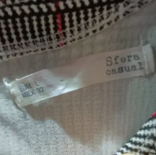 Vestido de cuadros gris y rojo