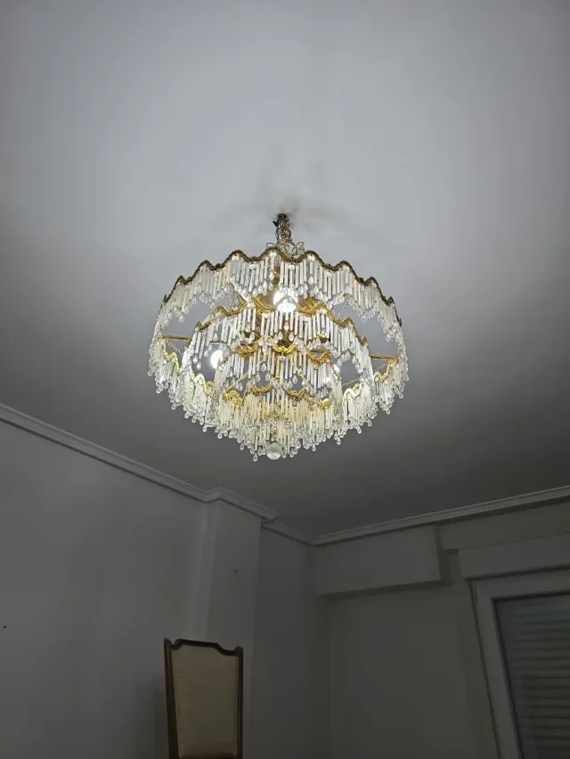 Lámpara de techo de cristal y metal