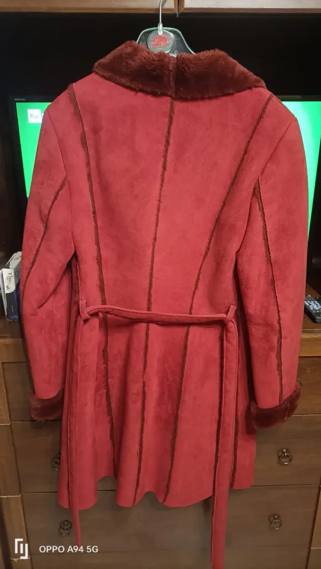 Cappotto tipo scamosciato con lana  pelliccia LIST