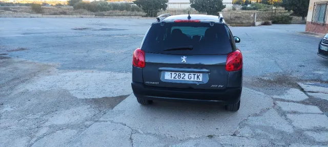 Peugeot 207 2009