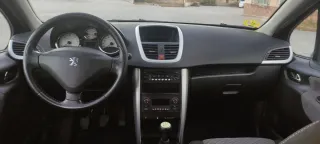 Peugeot 207 2009