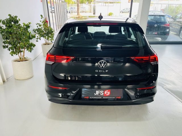 Volkswagen Golf 8  1.5 TSI 130 CV
