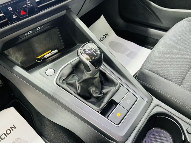 Volkswagen Golf 8  1.5 TSI 130 CV