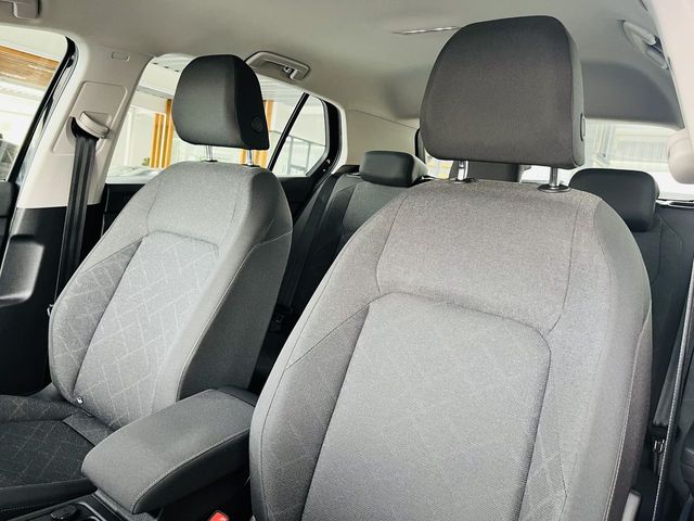 Volkswagen Golf 8  1.5 TSI 130 CV