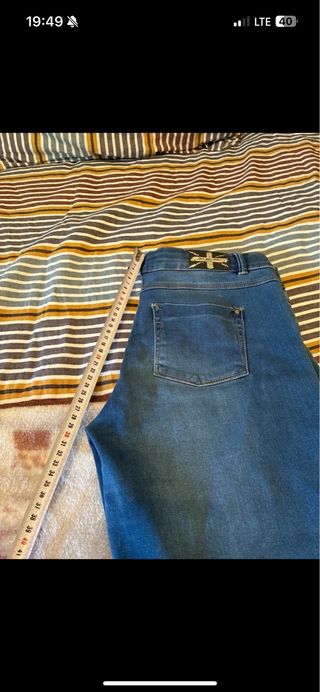 Pantalón vaquero azul talla 42