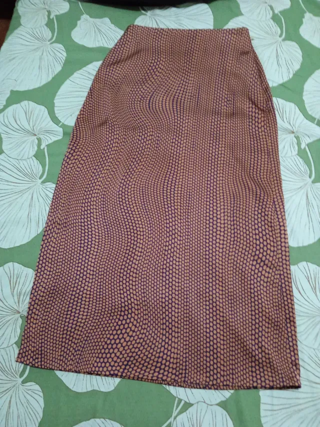 Falda satinada estampada