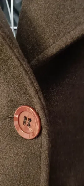 Cappotto grigio doppiopetto con cintura