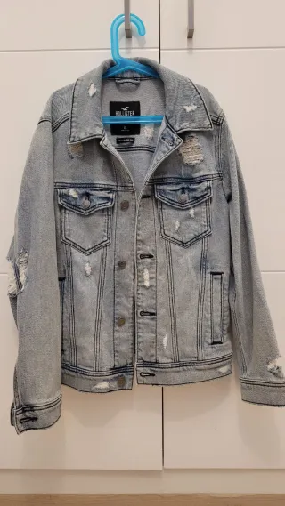 Chaqueta vaquera Hollister desgastada Talla XS