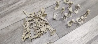 Grande lotto XXL di soldatini di plastica vintage