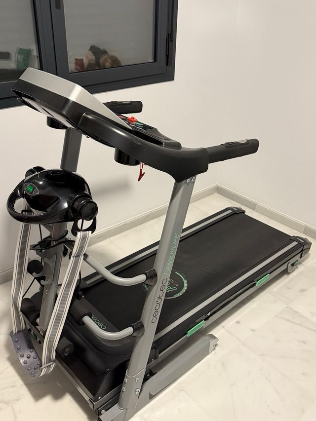 Cinta de Correr Cecotec Extreme Track Vibrator