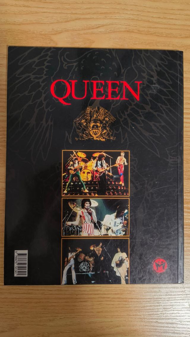 Revista Queen La Reina del Espectáculo