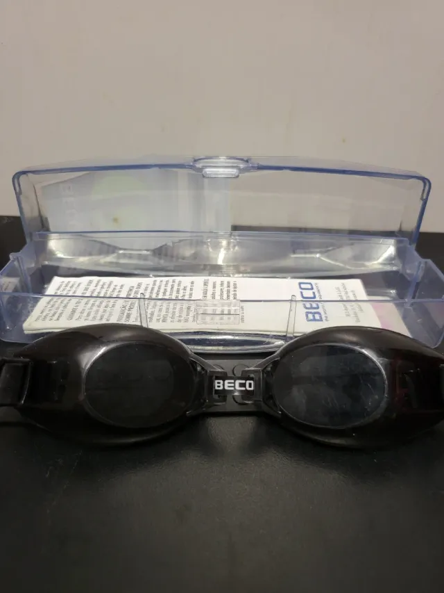 Gafas de natación BECO negras