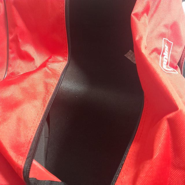 Bolsas de viaje roja