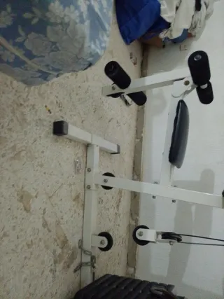 Máquina de gimnasio multifunción