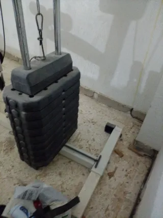 Máquina de gimnasio multifunción