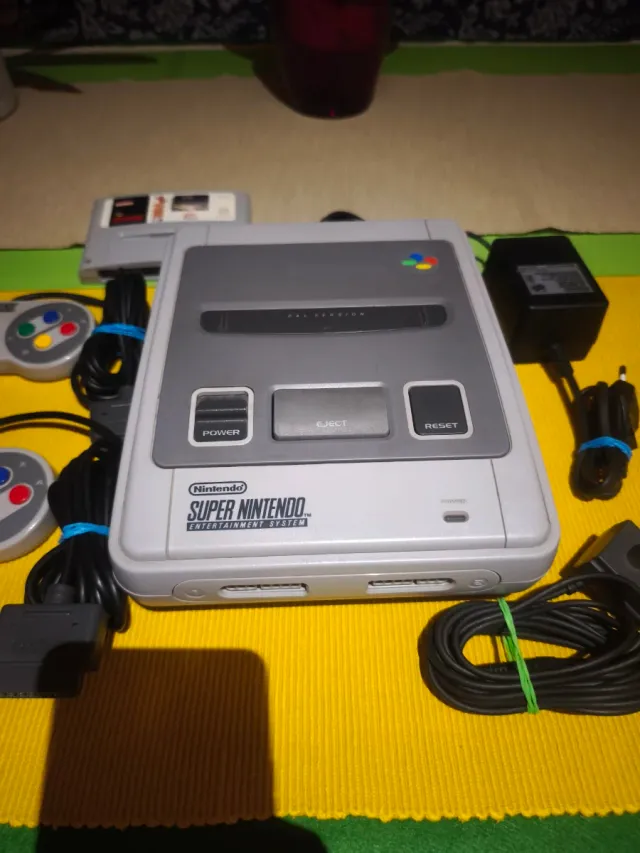 Super Nintendo + 1 Juego
