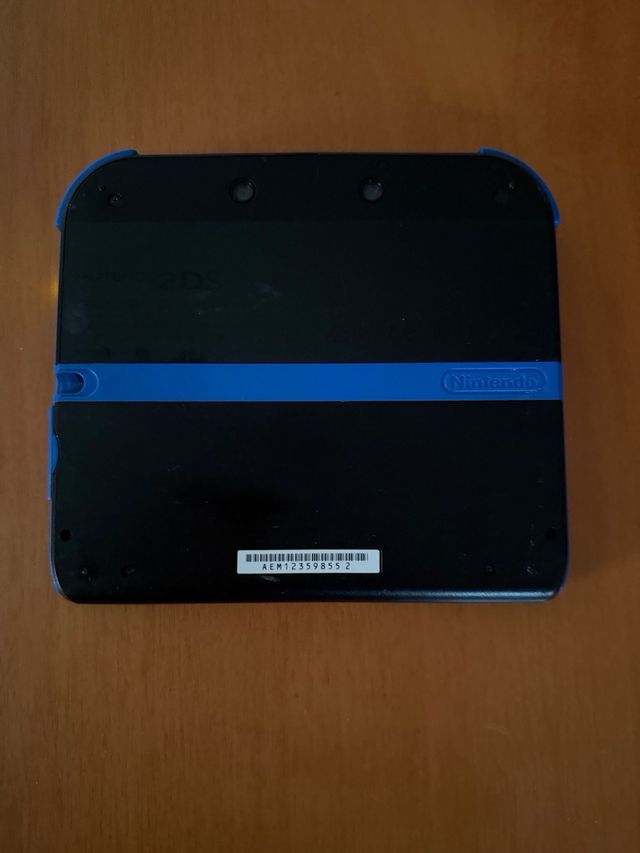 Nintendo 2DS Negra y Azul