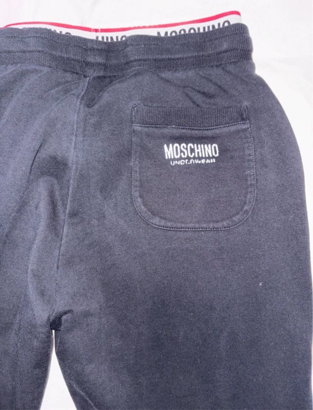 Tuta Moschino Nera con Zip