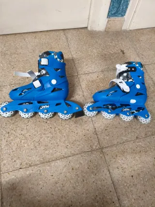 Patines en línea infantiles azules