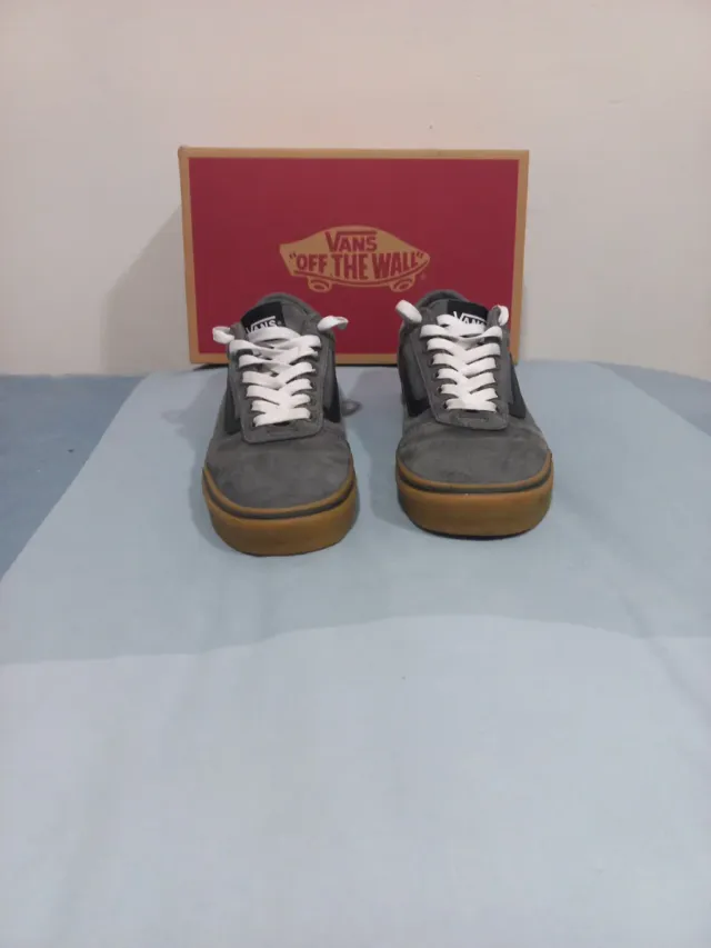 Zapatos Vans Marrones y Grises