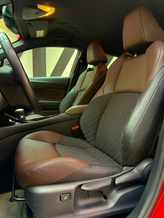 Toyota C-HR 2017 Hybrid