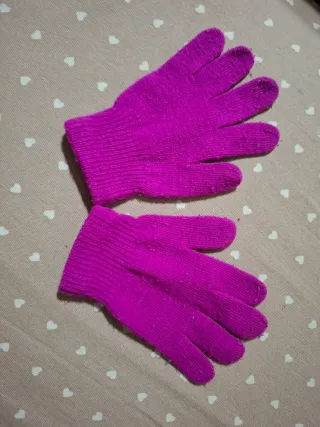 Guantes rosas de lana