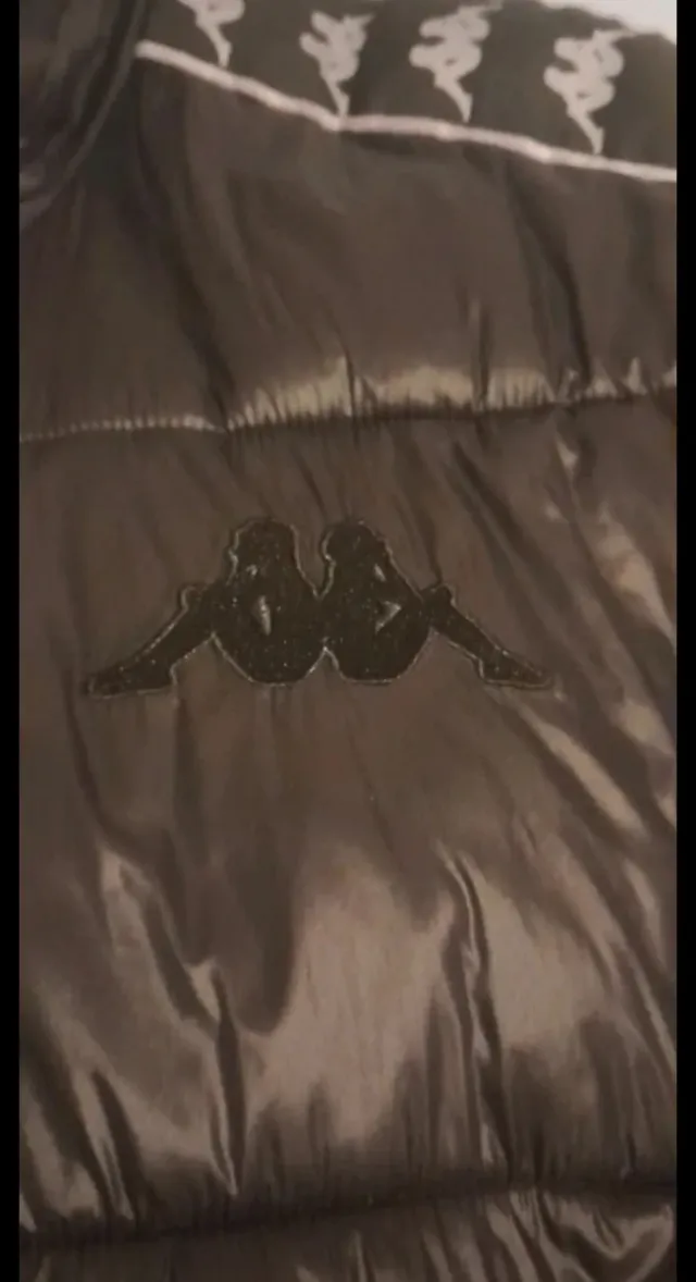 Piumino Kappa nero con banda logo