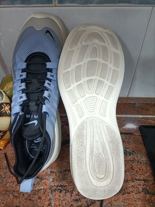 Zapatillas Nike Air Max Azules y Blancas
