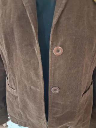 Chaqueta de pana marrón