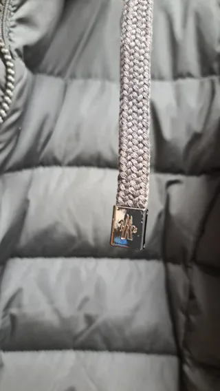 Chaqueta larga Moncler gris