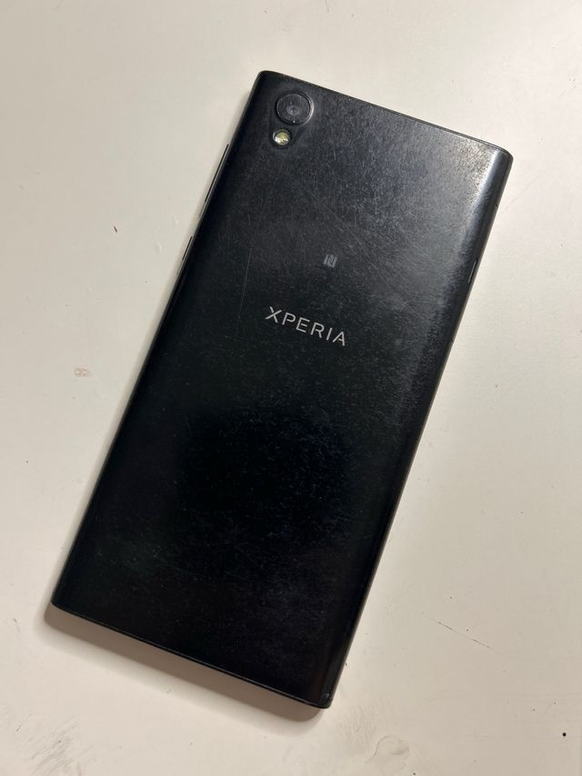 Sony Xperia Nero
