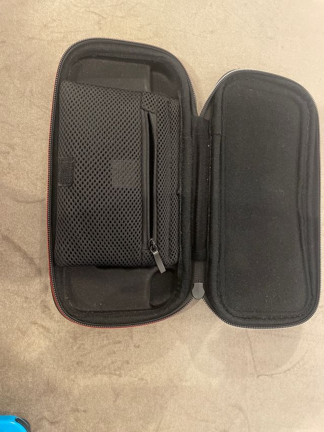 Nintendo Switch Azul y Roja