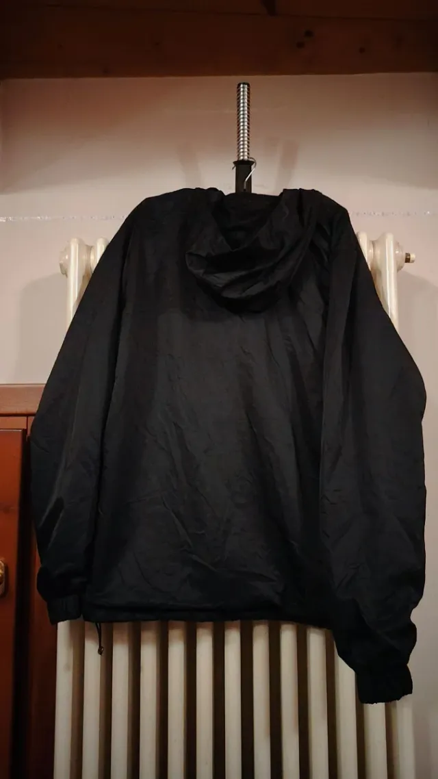 Giacca Lacoste nera con cappuccio