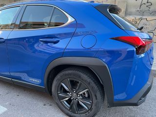 Lexus UX 250h 2020