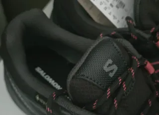 Salomon Leonis Goretex talla 40 nuevas.