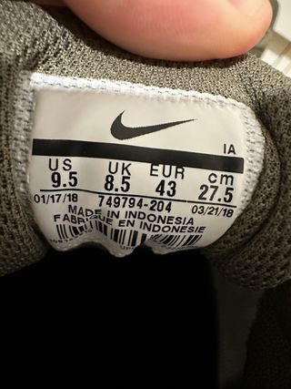 Zapatillas Nike Verdes y Blancas